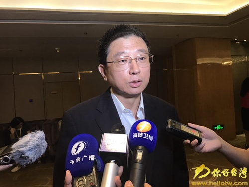 台湾升凤科技股份有限公司总经理张世泰接受记者采访
